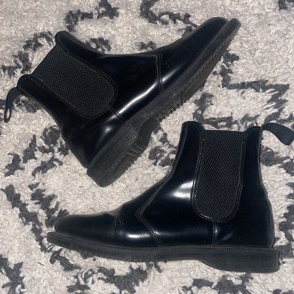 Doc Martens “Flora” Chelsea boot US size 6 - Picture 3 of 7